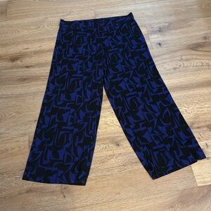 Chico's Travel pants with elastic waist XL